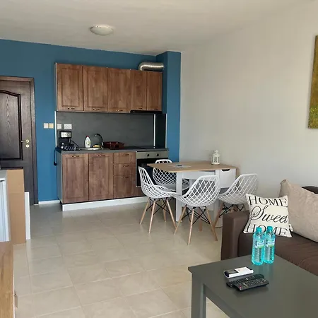 Апартамент Marina K-s Triumph