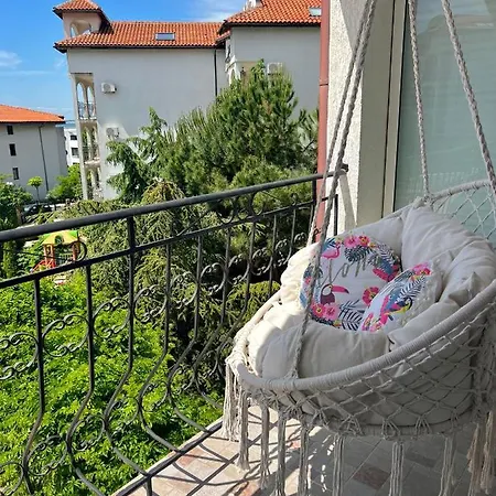 Marina K-s Triumph *