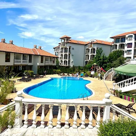 Marina K-s Triumph Sveti Vlas