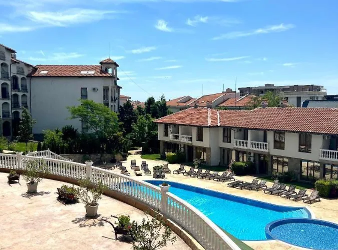 Marina K-s Triumph Daire Sveti Vlas