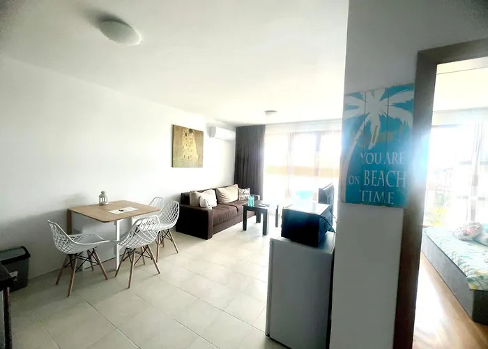 Marina K-s Triumph Daire *